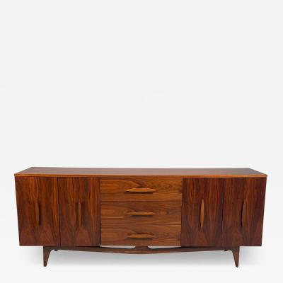 Young Manufacturing Standard Dreser Walnut USA 1960s
