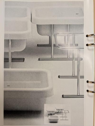 Yrjo Kukkapuro Modern Yrj Kukkapuro Magazine Flower Table Model 3666 Haimi Finland 1970s