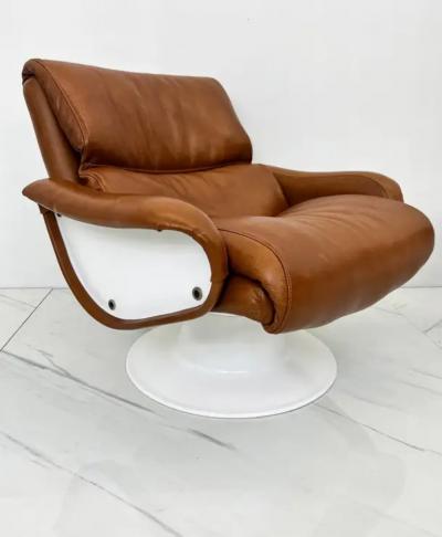 Yrjo Kukkapuro Yrjo Kukkapuro Saturn Lounge Chairs Model B 175 18 1960s Finland