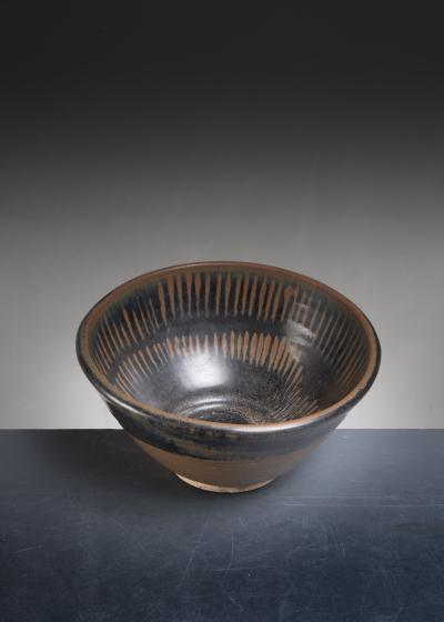 Yuan dynasty stoneware bowl
