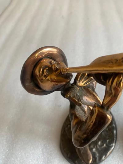 Yves Lohe 1970 80 Saxophonist and Trumpeter and Violin in Bronze Sculptures Signed LOHE