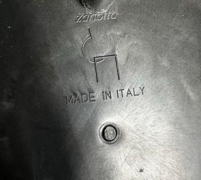 Zanotta Leather Side End Nightstand Table Italy 1980