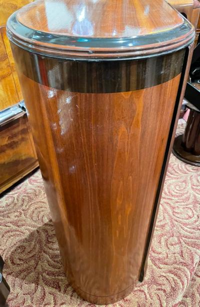 Zenith 9S263 Sutter Dial Oval Shaped Console Radio with Bluetooth