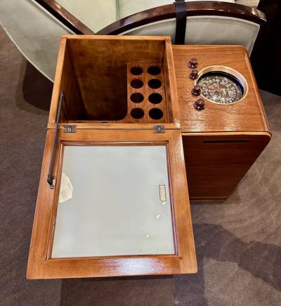 Zenith Chairside Radio Bar With Glasses Art Deco Rare
