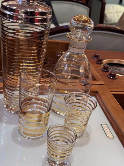 Zenith Chairside Radio Bar With Glasses Art Deco Rare