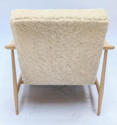  Adesso Studio Custom Beige Oak Ivory Sheepskin Mid Century Style Armchairs - 1832809