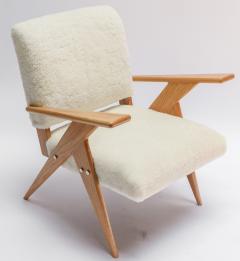  Adesso Studio Pair of Custom Mid Century Style Oak Sheepskin Armchairs - 2040650