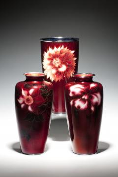  Ando A Showa period red gin bari trumpet vase by Ando - 2468725