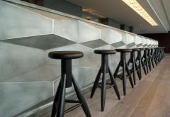  Artek Authentic Rocket Bar Stool in Oak with Black Lacquer by Eero Aarino Artek - 995646