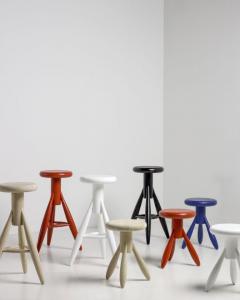  Artek Authentic Rocket Bar Stool in Oak with Black Lacquer by Eero Aarino Artek - 995648