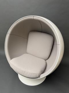  Asko Original Asko Ball Chair Eero Aarnio White and Gray Finland 1960s - 4645739