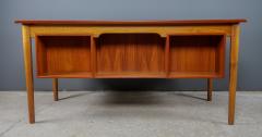  B rge Mogensen Borge Mogensen 1950s Borge Mogensen Teak Oak Desk Soborg Denmark - 2484569