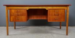  B rge Mogensen Borge Mogensen 1950s Borge Mogensen Teak Oak Desk Soborg Denmark - 2484573