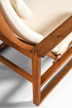  B rge Mogensen Borge Mogensen Pair of Easy Chairs with Stools in Oak and Brass by B rge Mogensen 1950s - 4479077