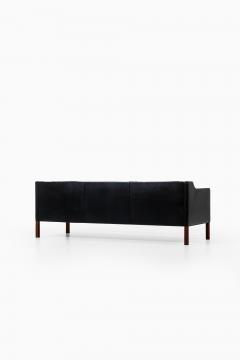  B rge Mogensen Borge Mogensen Sofa Model 2213 Produced by Fredericia Stolefabrik in Denmark - 1813280