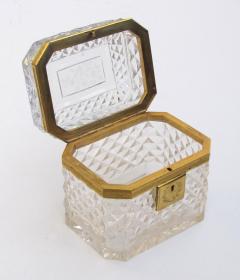  Baccarat Exquisite antique Baccarat diamond cut crystal vanity box with bronze mounts - 830280