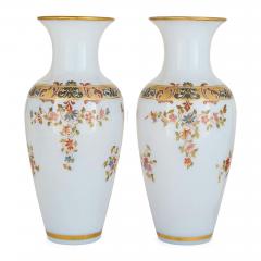  Baccarat Pair of French antique opaline glass vases by Baccarat - 4330131