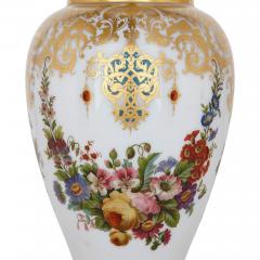  Baccarat Pair of painted and parcel gilt opaline glass vases by Baccarat - 3289203