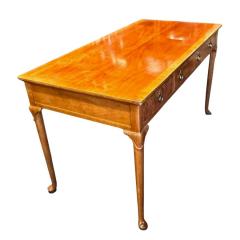  Baker Furniture Company Baker Furniture Company Queen Anne Writing Table Desk - 4271745