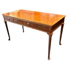  Baker Furniture Company Baker Furniture Company Queen Anne Writing Table Desk - 4271746
