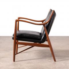  Baker Furniture Company Finn Juhl NV 45 Scandinavian Lounge Chairs in Walnut and Black Leather 1950s - 3622634