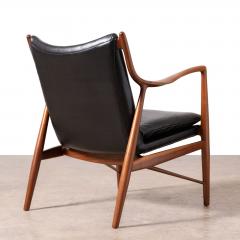  Baker Furniture Company Finn Juhl NV 45 Scandinavian Lounge Chairs in Walnut and Black Leather 1950s - 3622635