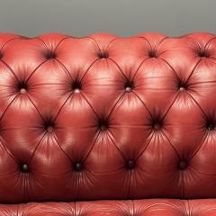  Baker Furniture Company Georgian Chesterfield Sofa Tufted Red Distressed Leather Bun Feet 2000s - 3666869