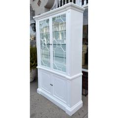  Baker Furniture Company Hollywood Regency Baker Furniture Co White Lacquer Display Cabinet - 4438064