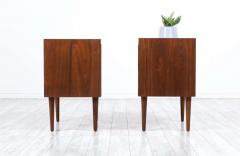  Bassett Furniture Mid Century Modern Walnut Night Stands with Lacquered Accent Drawers - 2300059