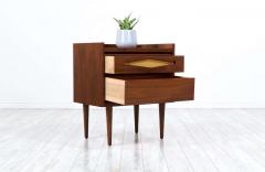  Bassett Furniture Mid Century Modern Walnut Night Stands with Lacquered Accent Drawers - 2300062