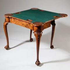  Benjamin Crook George II figured walnut card table on cabriole legs in the manner - 3123273