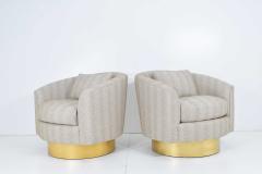  Bernhardt Furniture Company Pair of Like New Bernhardt Swivel Lounge Chairs - 1105408