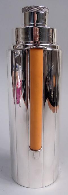  Black Starr Gorham American Art Deco Sterling Silver Cocktail Shaker with Bakelite Handle - 4371729