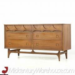  Broyhill Brasilia Broyhill Brasilia Mid Century Walnut and Brass 6 Drawer Dresser - 3688204