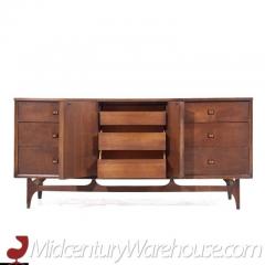  Broyhill Brasilia Broyhill Brasilia Mid Century Walnut and Brass 9 Drawer Lowboy Dresser - 3676737