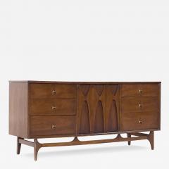  Broyhill Brasilia Broyhill Brasilia Mid Century Walnut and Brass 9 Drawer Lowboy Dresser - 4217374