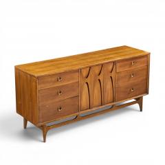  Broyhill Brasilia Broyhill Brasilia Mid Century Walnut and Brass 9 Drawer Lowboy Dresser - 4603610