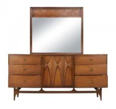  Broyhill Brasilia Lightly Restored Broyhill Brasilia Walnut Brass 9 Drawer Long Dresser Mirror - 3253833