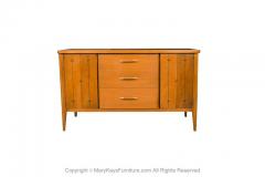  Broyhill Brasilia Mid Century Walnut Sideboard Buffet Credenza Broyhill Premier Saga - 2954526