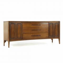  Broyhill Furniture Broyhill Emphasis Mid Century Walnut Lowboy Dresser - 3688195