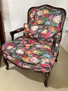  Brunschwig Fils 19th C Style French Provincial Down Filled Brunschwig Fils Chintz Chair - 2916162