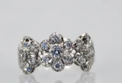  Buccellati Buccellati 18K White gold Diamond 3 Blossom Ring - 3575147
