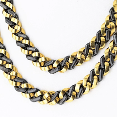  Bvlgari Bulgari Bvlgari 18K Yellow Gold 34 Inches Curb Link Necklace - 4135437