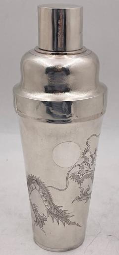  C J Co Chinese Silver Cocktail Shaker with Dragon Motifs from Early 20th Century - 3237255