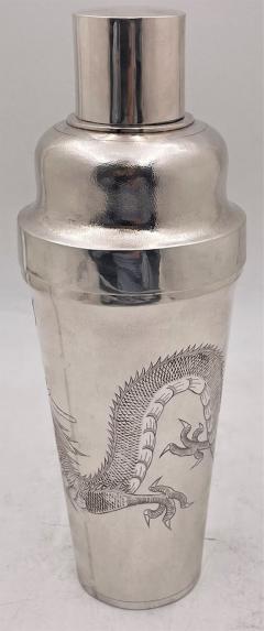  C J Co Chinese Silver Cocktail Shaker with Dragon Motifs from Early 20th Century - 3237256