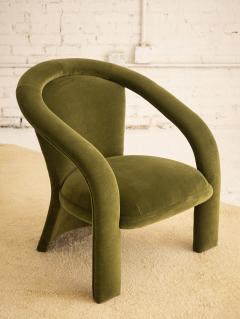  Carson s Furniture Postmodern Carson s Sculptural Armchairs in Green Velvet a Pair - 2864447