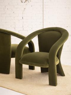  Carson s Furniture Postmodern Carson s Sculptural Armchairs in Green Velvet a Pair - 2864454