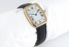  Cartier CARTIER LARGE SQUARE INCURVEE 18K GOLD WRISTWATCH CIRCA 1980S - 2749487