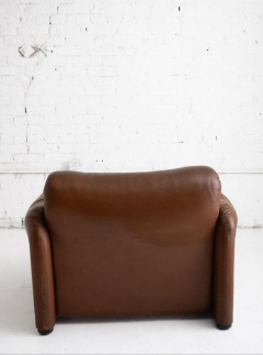  Cassina Maralunga Lounge Chair by Vico Magistretti for Cassina - 4560474