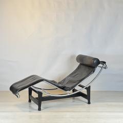  Cassina Original LC4 Lounge Chair by Le Corbusier and Charlotte Perriand for Cassina - 4498347